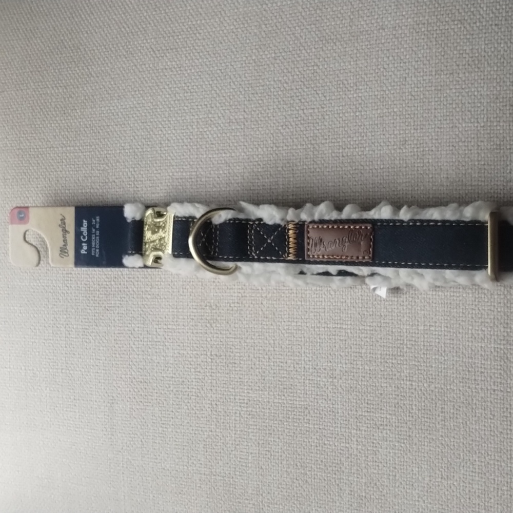 Wrangler Navy Pet Collar with Gold Buckle Size L 50-90lbs